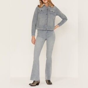 Idyllwind Miranda Lambert High Rise Corduroy Flare Jeans Light Blue Size 2 X 34